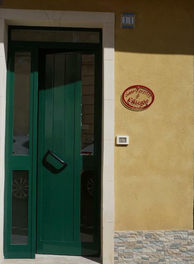 Casa Vacanza Il Ciliegio โนโต ภายนอก รูปภาพ